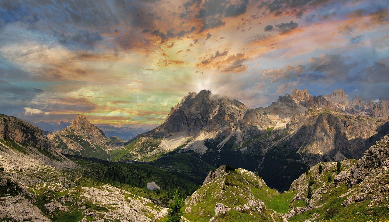 clouds, dolomites, panorama-5133370.jpg