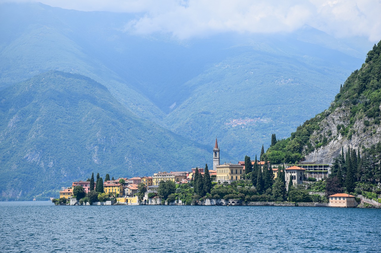 lake como, italy, vacations-1576614.jpg